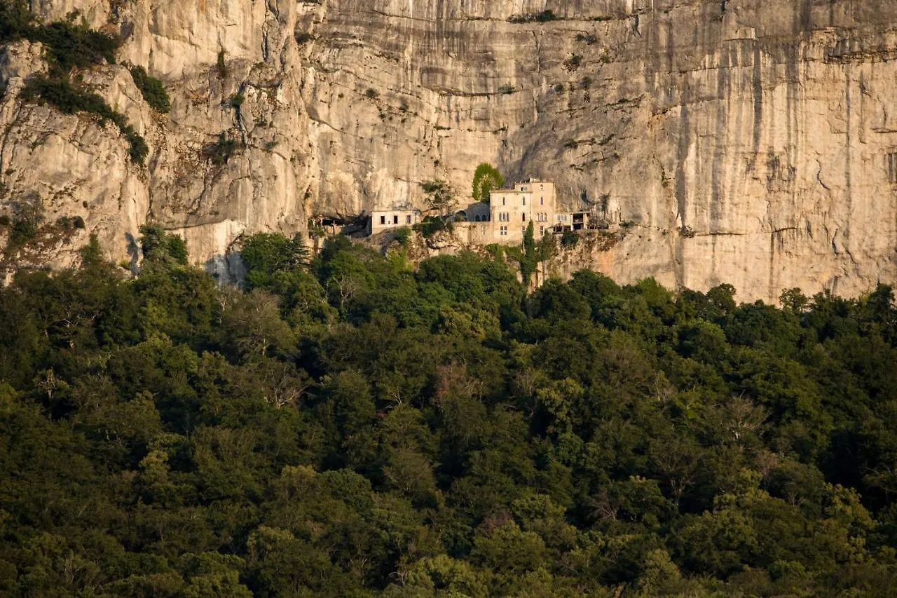 Provence Aparthotel Neoules France